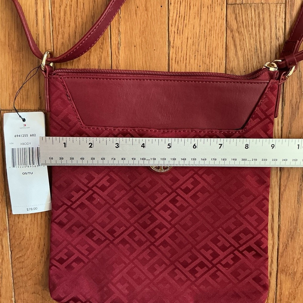 NEW TOMMY HILFIGER CROSSBODY HANDBAG, RED COLOR, MSRP $ 78.00 - Picture 6 of 9